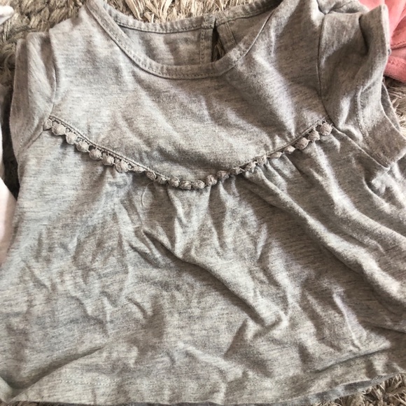 Multiple shirts - Picture 3 of 6